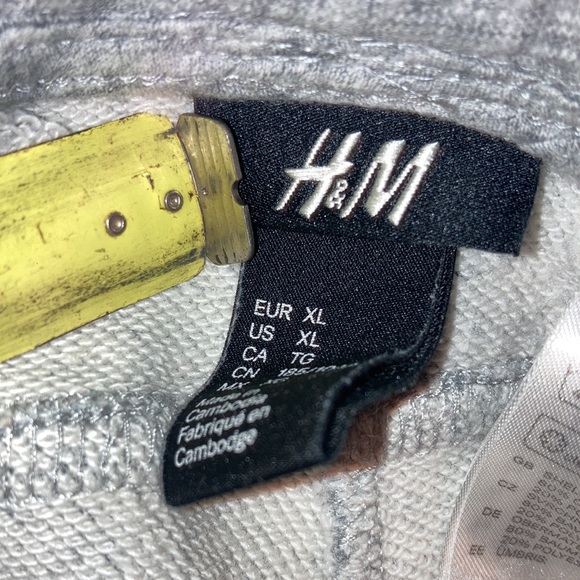 H&M - Grey - Seemed Sweat-shorts - XL - Picture 8 of 8
